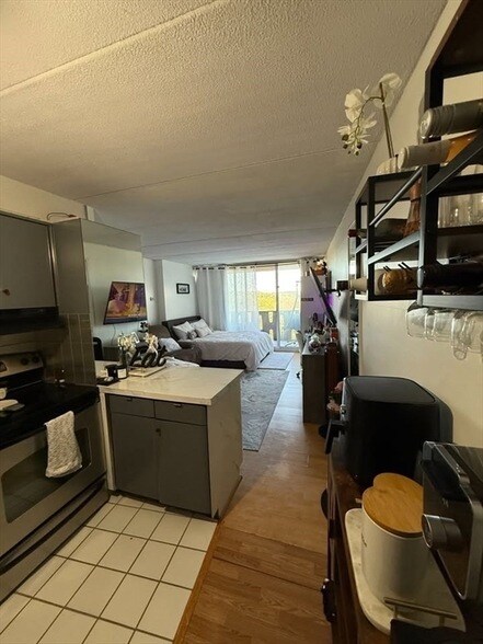 200 Swanton St, Unit 704 in Winchester, MA - Building Photo - Building Photo