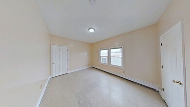 33 Elmore St, Unit 3 in Boston, MA - Building Photo - Building Photo