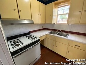 503 Verne St in San Antonio, TX - Building Photo - Building Photo