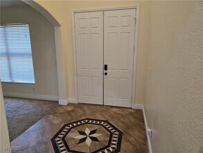 221 Palmarosa St in Henderson, NV - Building Photo - Building Photo