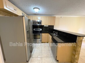 7605 Nacido Ct in Tampa, FL - Building Photo - Building Photo