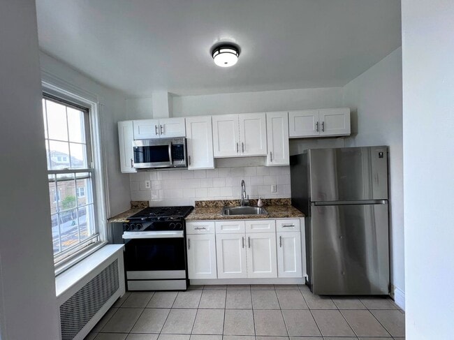 618 16th St in Union City, NJ - Building Photo - Building Photo