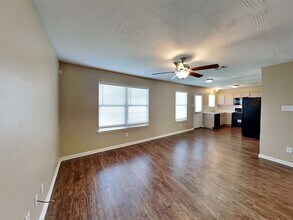7407 Tonsley Springs Dr in Cypress, TX - Building Photo - Building Photo