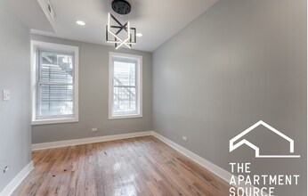 1624 W Beach Ave in Chicago, IL - Building Photo - Building Photo
