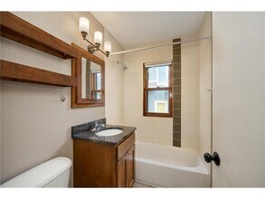 5006 30th Ave S in Minneapolis, MN - Building Photo - Building Photo