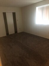 1552 Helderberg Ave in Rotterdam, NY - Building Photo - Building Photo