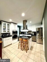 8407 Finlay Ct in Springfield, VA - Building Photo - Building Photo