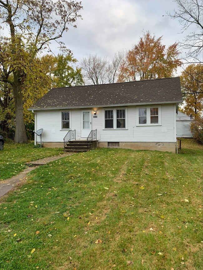 1610 E Princeton Ave