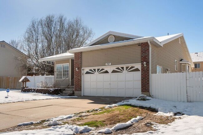 property at 747 W 1580 N