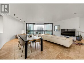 838-3838 W Hastings St in Vancouver, BC - Building Photo - Building Photo