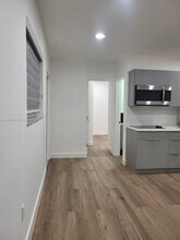 245 SW 105th Pl in Miami, FL - Building Photo - Building Photo