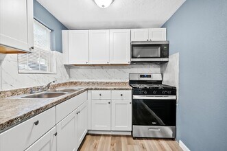 412 Randall St in Pasadena, TX - Building Photo - Building Photo