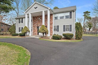 38 Roosevelt St in Braintree, MA - Building Photo - Building Photo