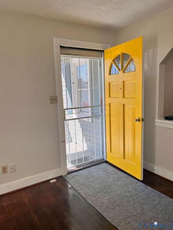 2203 Dinwiddie Ave in Richmond, VA - Building Photo - Building Photo