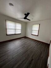 5916 W Wedington Dr in Fayetteville, AR - Building Photo - Building Photo