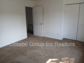 2241 Sedgewick Dr in Virginia Beach, VA - Building Photo - Building Photo