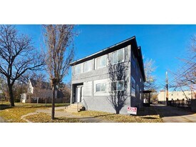 414 N 33rd Ave in Minneapolis, MN - Building Photo