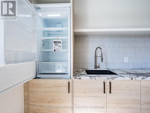 1153 Dundas St W in Toronto, ON - Building Photo - Building Photo