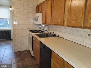 208 W 28th St-Unit -1 in Wilmington, DE - Building Photo - Building Photo