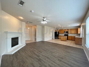 5841 Barrier Reef Dr in Fort Worth, TX - Building Photo - Building Photo