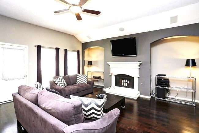 property at 5726 Straight Way