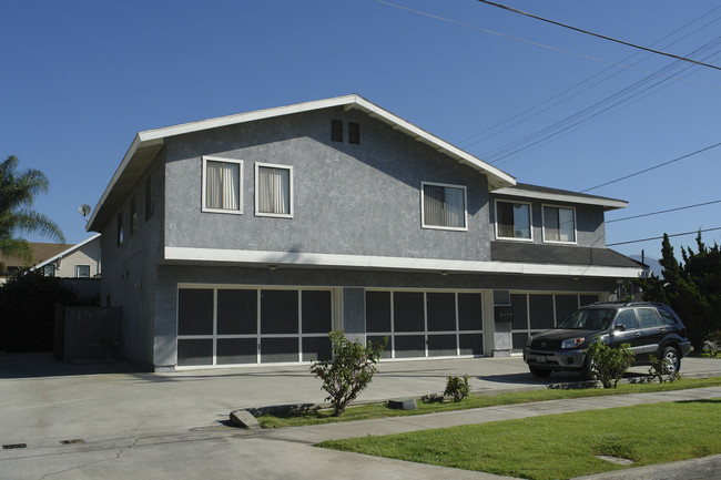 101 W Live Oak St in San Gabriel, CA - Foto de edificio - Building Photo