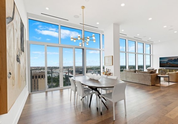 property at 123 Lexington Ave