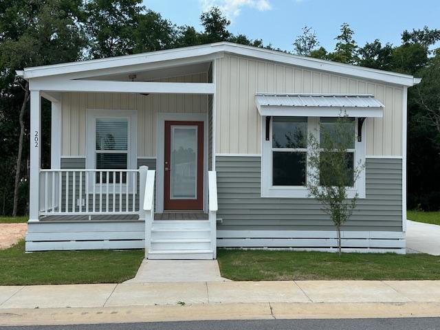 property at 202 Skipjack Ln