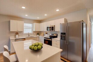 Circle Point Villas in Princeton, IN - Building Photo