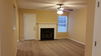 1682 Village Pl Cir NE in Conyers, GA - Building Photo - Building Photo