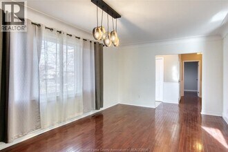 1762 Shawnee Rd in Tecumseh, ON - Building Photo - Building Photo