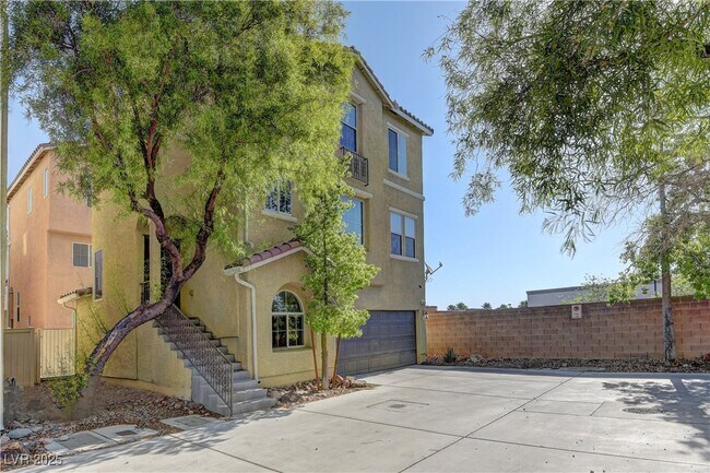 8920 Ethan Patrick Ct in Las Vegas, NV - Building Photo - Building Photo