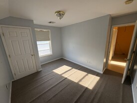 68 Upson St in Bristol, CT - Building Photo