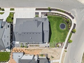 1046 W Seasons View Ct in Lehi, UT - Building Photo - Building Photo
