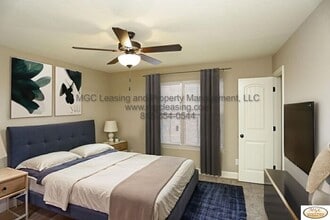 502 N Foxridge Dr in Raymore, MO - Building Photo - Building Photo