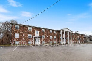 3513 Georgetown Pl in Louisville, KY - Building Photo