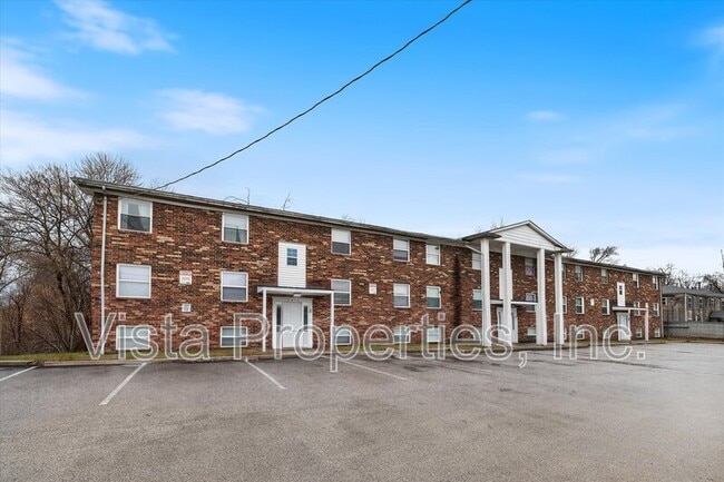 property at 3513 Georgetown Pl