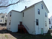 76-82 Linfield St in Holbrook, MA - Foto de edificio - Building Photo