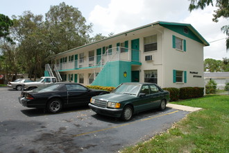 2739 Nassau St in Sarasota, FL - Foto de edificio - Building Photo