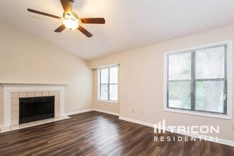 3833 Greenbrook Dr in Douglasville, GA - Building Photo - Building Photo