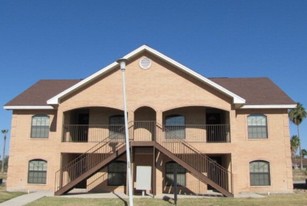 Meadow Creek In The Valley Golf Course Apartments