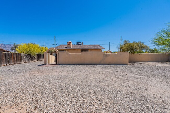 3118 N Santa Rita Ave in Tucson, AZ - Building Photo - Building Photo