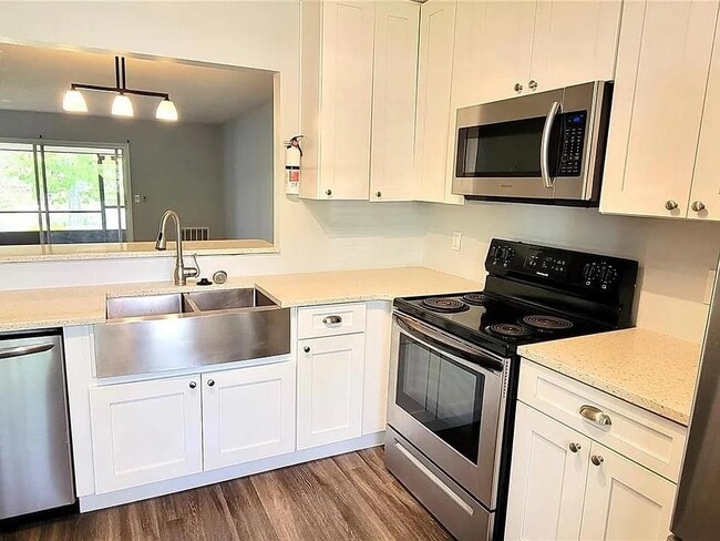 48 Kings Colony Ct in Palm Coast, FL - Building Photo - Building Photo