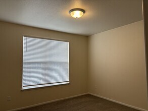 3875 S Dayton St, Unit 208 in Aurora, CO - Building Photo - Building Photo