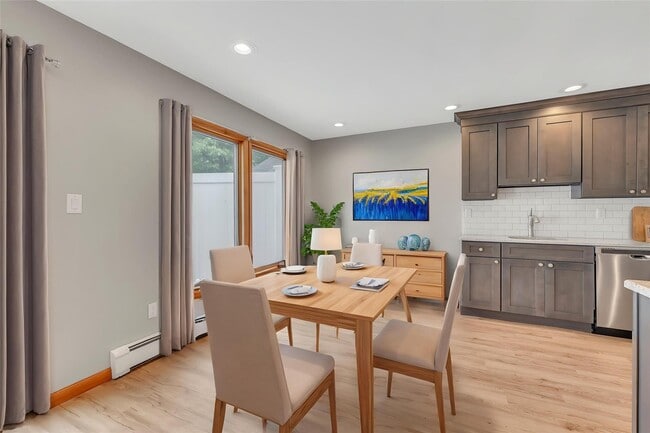 3 Park Woods Ln in Kings Park, NY - Building Photo - Building Photo