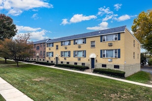 Karen Court Apartments in Lansdowne, PA - Building Photo