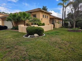 32157 Callesito Fadrique in Temecula, CA - Building Photo