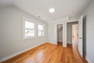 42 Waterville St in Waterbury, CT - Building Photo - Building Photo