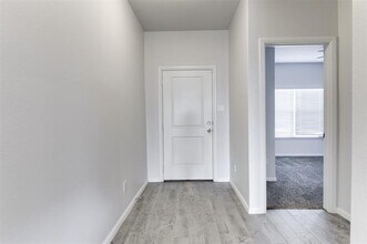 701 Blacktail Dr in Fort Worth, TX - Building Photo - Building Photo