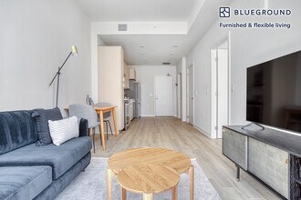 2121 1st St in Washington, DC - Foto de edificio - Building Photo